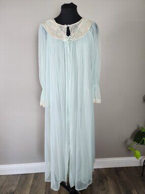 Vintage 70s Movie Star Nightgown Peignoir Robe Large Lace Aqua Coquette